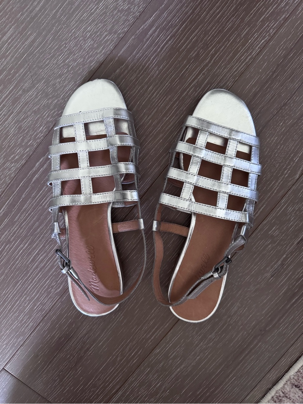Madewell Silver Metallic Rowan Cage Sandal Size 8.5 In Leather retailed for $108